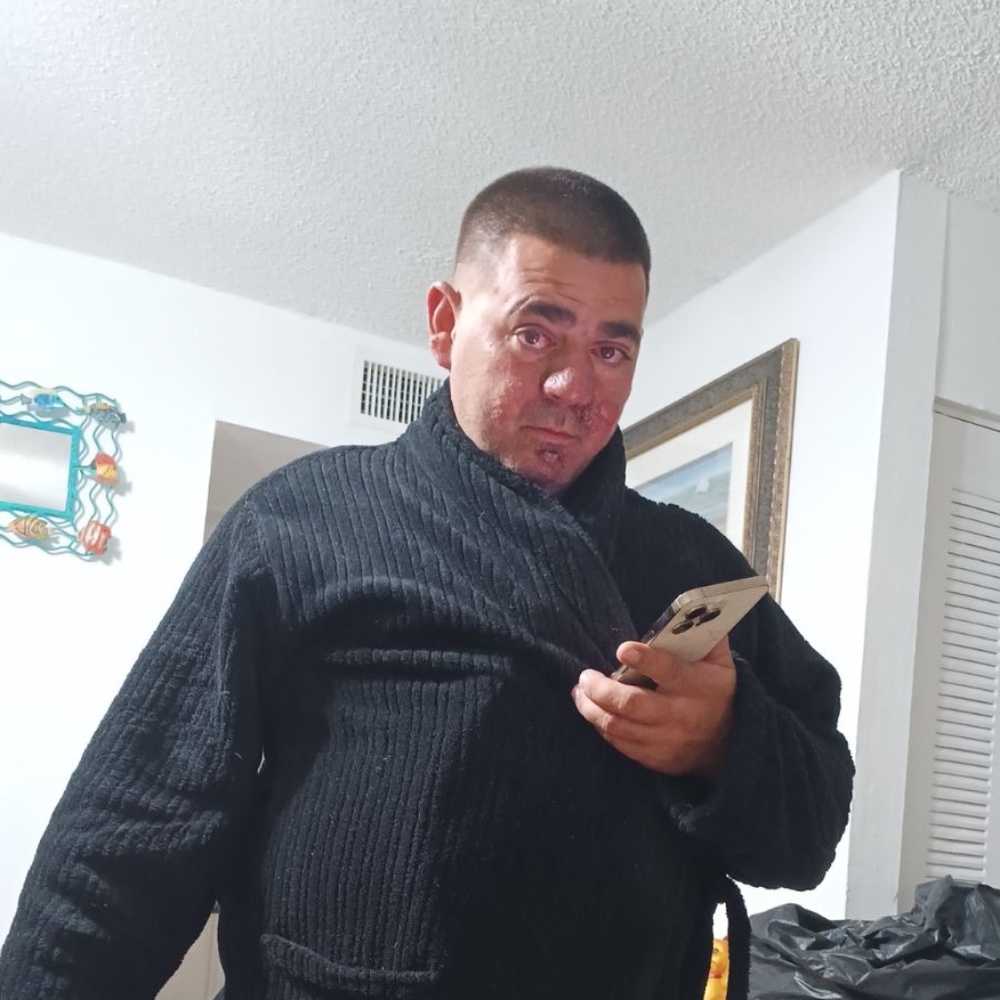 Meet your Posher, Julian